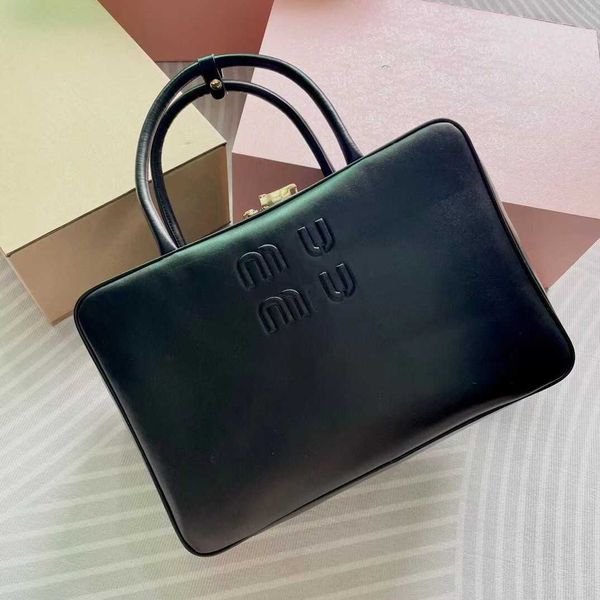 

designer bags miui tote boston bowling bag lambskin shoulder bag zipper cross body bag 3rc0
