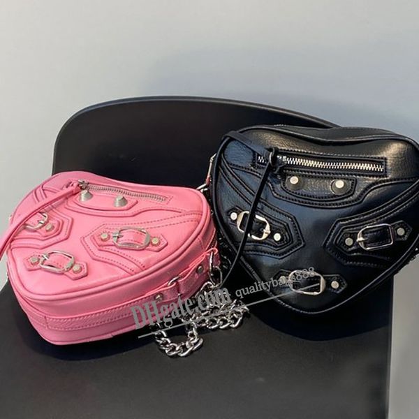 

le cagole heart bag rivet chains mini shoulder bag barbie pink luxury designer purses classic woman black flap arena leather crossbody handb
