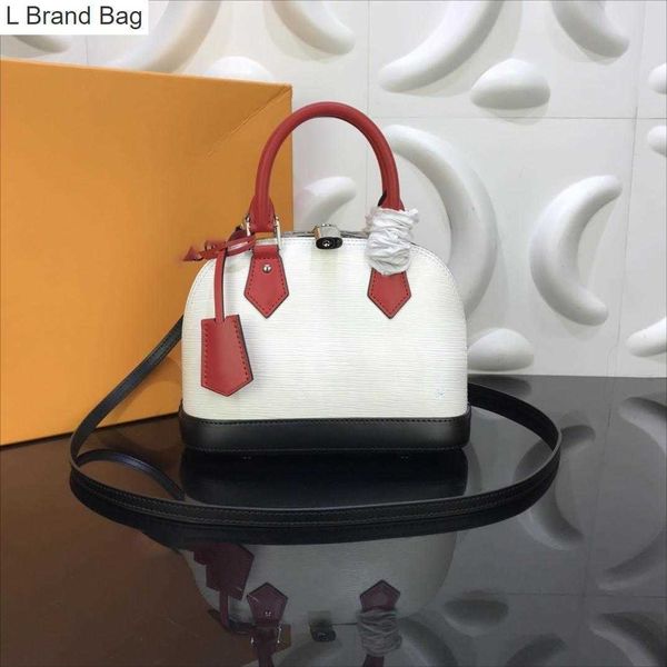 

2023 new 5a 2023 designer handbag wallet shoulder bag fashion mini water wave pattern women's handbag leather crossbody bag luxury even, Black