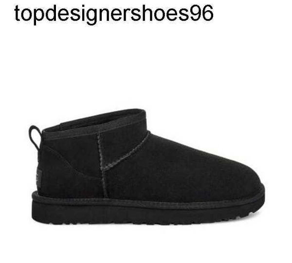 

2023 women ultra snow boots slipper u winter new popular sheepskin plush mens womens with card dustbag beautiful gifts antelope reindeer wom, Black