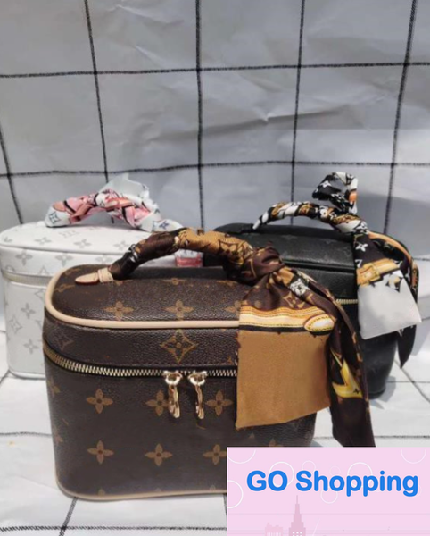 

senior sense of foreign style small square bagsluxury women bags fashion shopping bags printed handbags designer tote bags flower embossed p