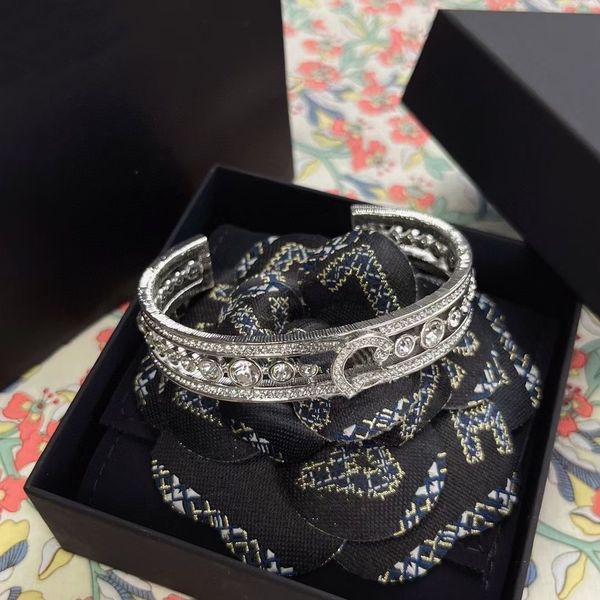 

2023 luxury quality charm opened bangle with diamond in silver plated have box stamp hollow style design ps7461b, Golden