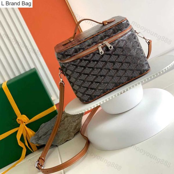 

2023 new 10a tier mirror quality small cosmetic bag womens canvas handbag real leather calfskin black purse luxury designers shoulder strap