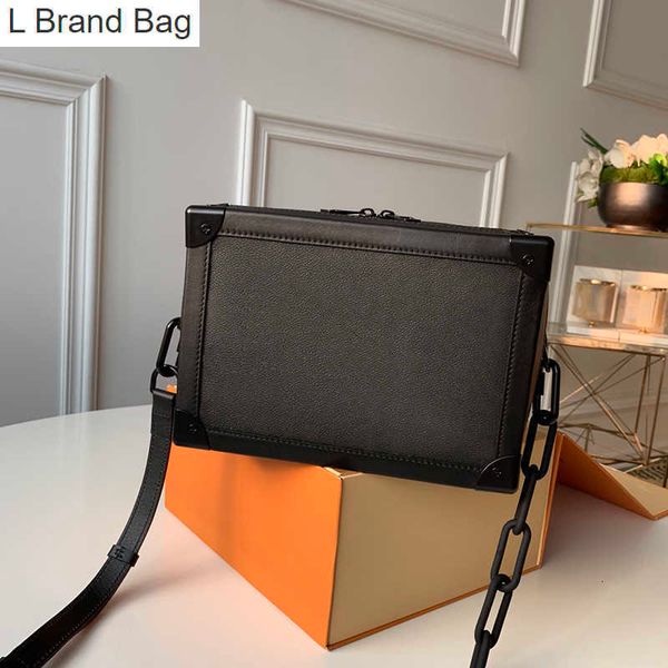 

2023 new men soft trunk chain bag designer shoulder bags 10a mirror quality messenger bags with l319 q2dq, Black