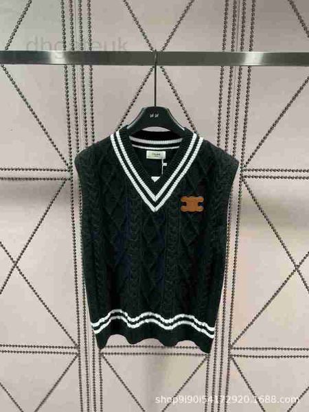 

women's tanks & camis designer early autumn new v-neck pullover knitted vest 3d leather label black white classic color matching for sl