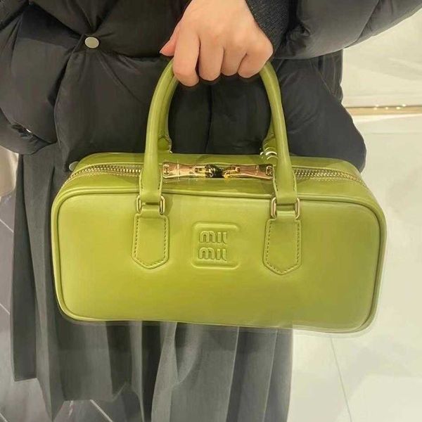 

designer bags miui tote small square bag layer cowhide fashion shoulder commuter crossbody bag women vojm