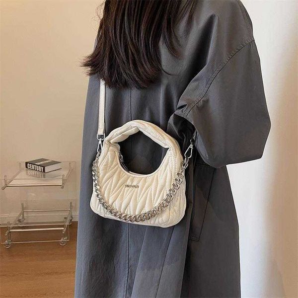 

designer bags miui tote small bag women pure crossbody bag textured diamond grid chain portable dumpling bag e2g0