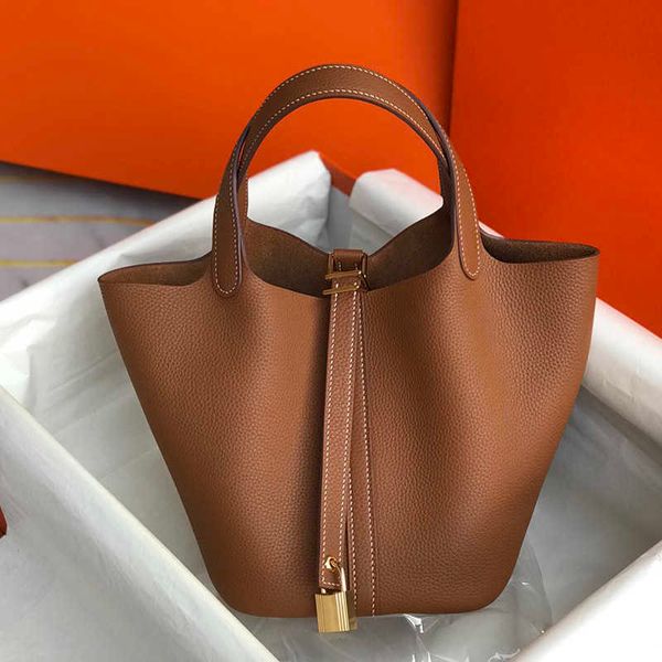 

a designer tote bag her mas handbag vegetable basket large capacity lock travel bag women picotin solid cowhide picotins bucket fashion hand
