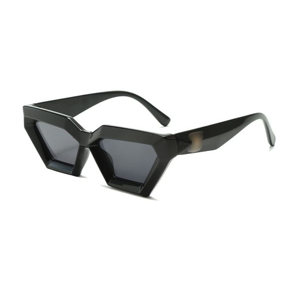 

designer sunglasses for women and men new european and american polygon cut edge fashion sunglasses women's advanced sense sun protecti, White;black