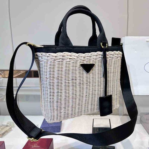 

triangle shoulder bag p letter designer bag vintage beach bags women designer handbags tote bucket bags shopping fashion high-capacity backp