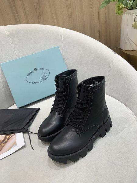 

designer casual shoes real leather classic plaid trainers berry stripes shoe fashion trainer for man woman color 0801, Black