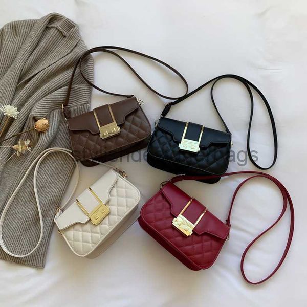 

underarm designed by niche 2023 new trend fashionable and versatile small square bag solid color high-end feeling crossbody bagstylishdesign