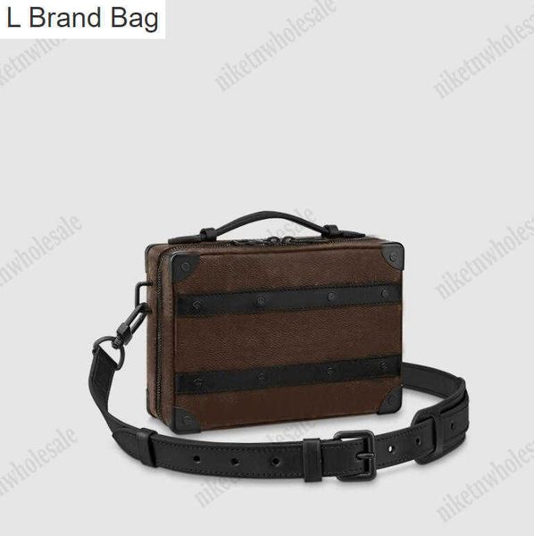 

l bag handle soft trunk men's shoulder bag m45935 designer monograms leather handbag for man luxurys crossbody purse e1gg, Black