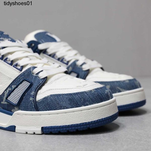 

sports shoes female 2023 new lvity trainer fashion casual couple shoes genuine leather flat bottom low board shoes male, Black