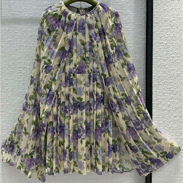

8.3 elegant temperament floral print cape pleated dresses women, Black;gray