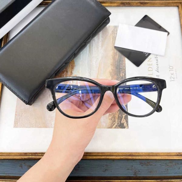 

2023 new luxury designer sunglasses family's same eyeglass black pure beauty artifact pearl myopia glasses frame female can match degre, White;black