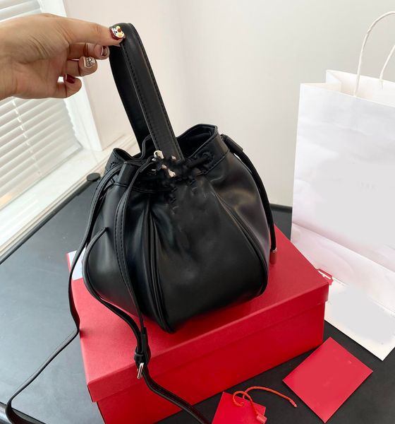 

new fashion bucket bag classic women's crossbody bag shoulder bag