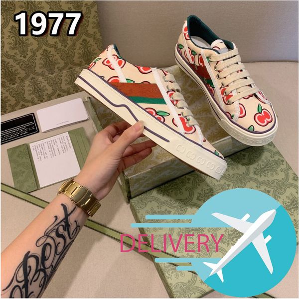 

new tennis 1977 canvas casual shoes luxurys designers womens shoe italy green and red web stripe rubber sole stretch cotton low mens sneaker, Black