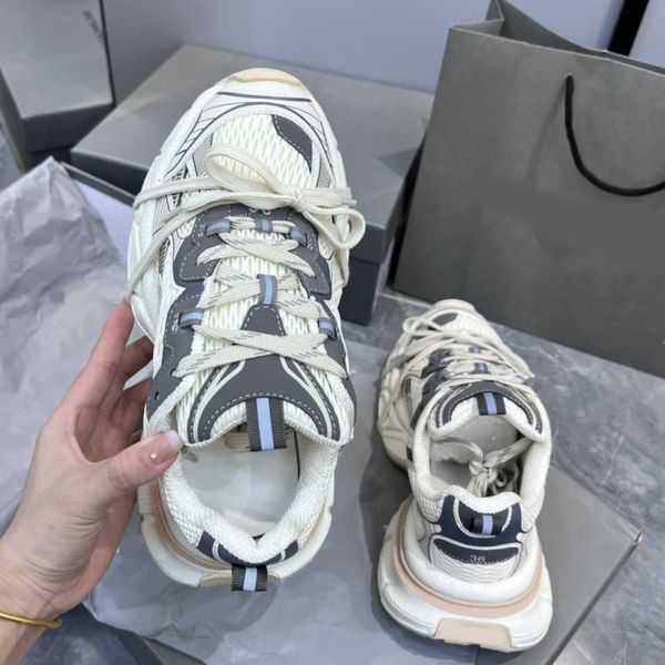 

sports shoes mesh luxury brand designer men women casual shoes track 3 3.0 triple white black sneakers tess.s. gomma leather trainer printed