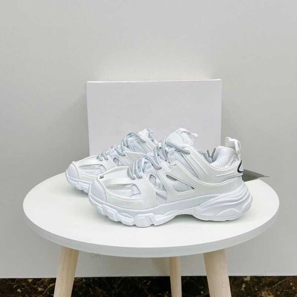 

fashion designer men women casual shoes track 3 3.0 triple white black sneakers leather trainer platform trainers shoes
