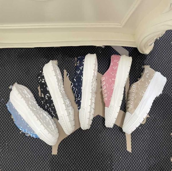 

designer shoes lu women's monograms canvas sneaker v white rubber soles platform thick bottom skate trainers low lace-up running skateb