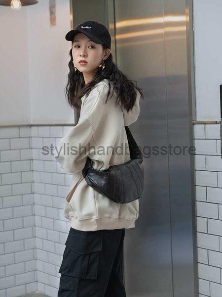 

shoulder bags baobao women's bun 2023 new large capacity niche ins.com red breast waist bun dumpling bun ox horn bun bagstylishhandbags