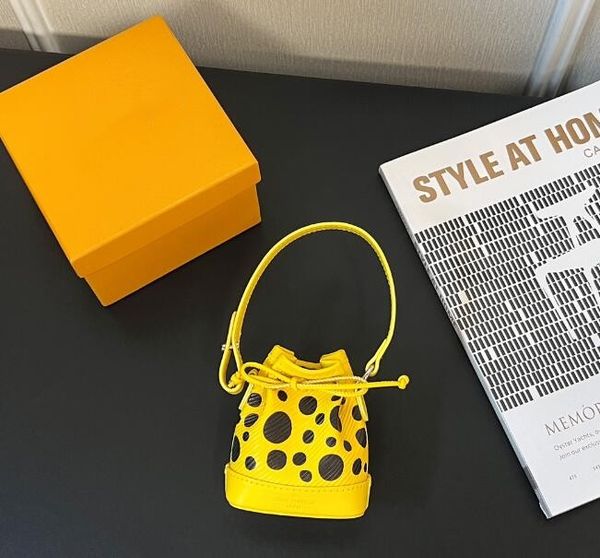 

designer mini bucket letter bag keychain wallet women leather purse clutch bag coin purse multicolor coin holder pendant bucket drawstring k, Silver