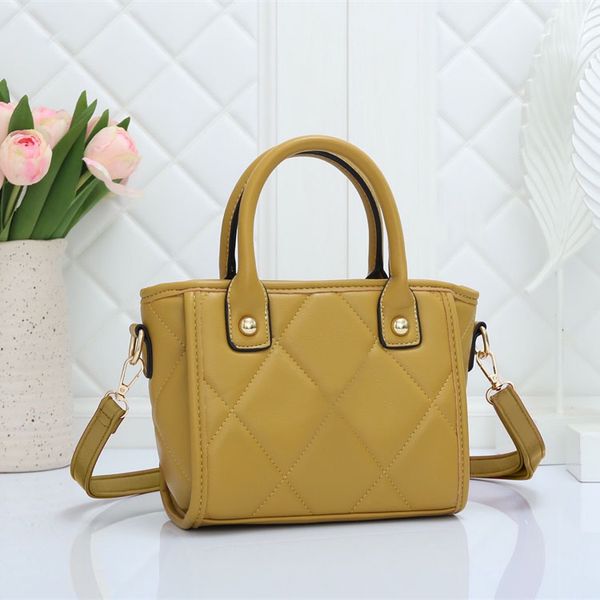 

fashion large capacity bag shoulder bag tote bag messenger bag rhombus bag