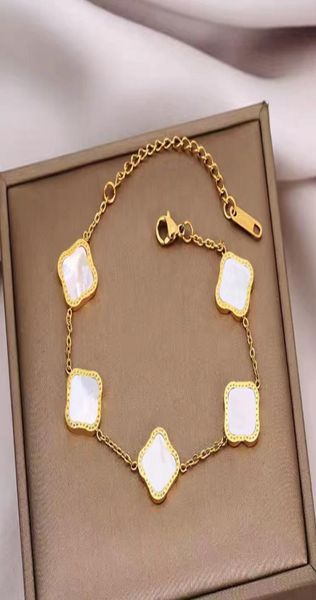 

classic luxury fashion charm bracelets 4 clover designer jewelry beautiful ladies men bracelet elegant jewelry gift w1456262, Golden;silver