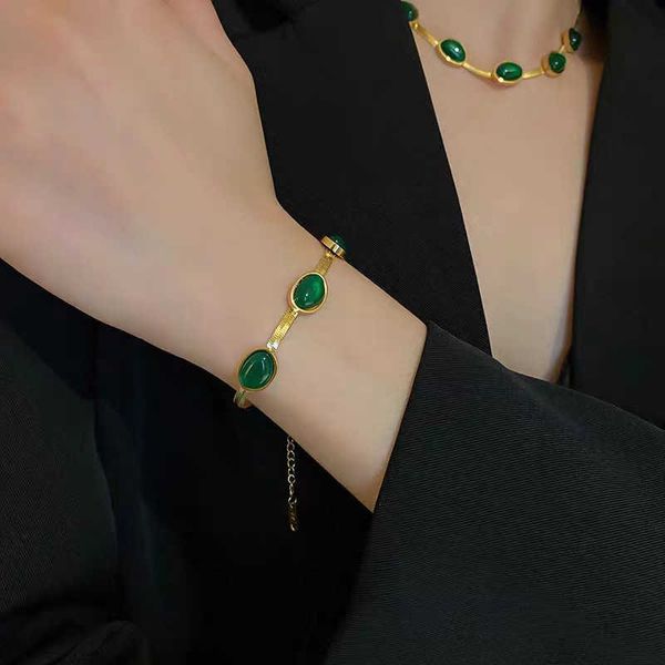 

titanium steel blade chain emerald geometric necklace advanced cool style collarbone chain necklace fashionable temperament accessories, Silver