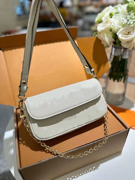 

2023 new fashion designer women's golden classic luxury underarm bag good texture fabric durable fashion style super perfect crossbody