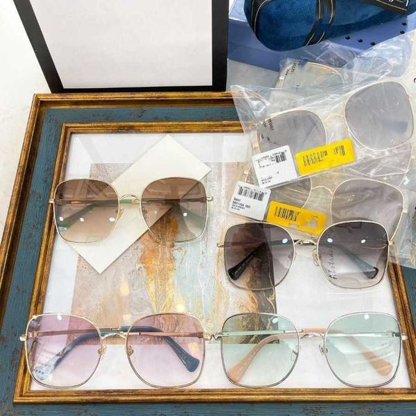 

2023 luxury designer new g family large box fashion metal ins network star the same sunglasses gg1143, White;black
