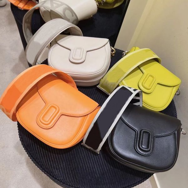 

designer fashion shoulder bag diagonal straddle bag women's saddle wallet