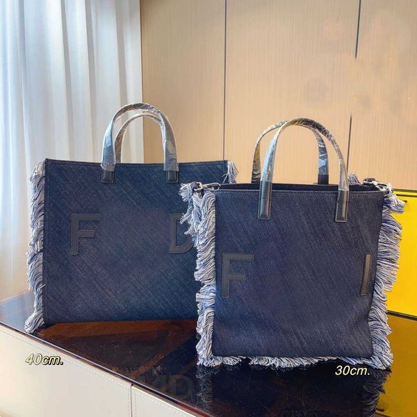 

tote bag autumn and winter large capacity brand design handbag crossbody shoulder fashion single messengers purses 230803