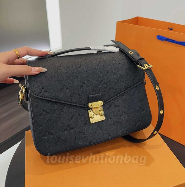 

shoulder bags luxurys designers bag embossing flower pochette women handbag messenger bags genuine leather metis elegant womens crossbody ba