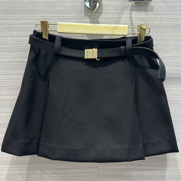 

8.3 vintage temperament letter belt black mini skirt women