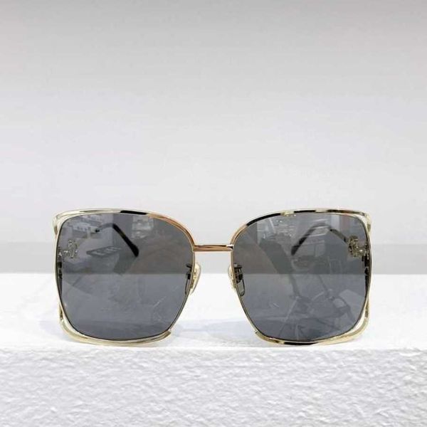 

2023 luxury designer sunglasses 23xia 8 new g-net red same style personalized women's versatile fashion sunglasses gg1020s, White;black