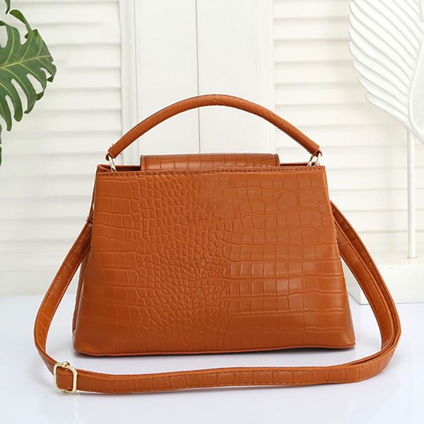 

classic ladies handbag crocodile pattern bag shoulder bag messenger bag large capacity bag