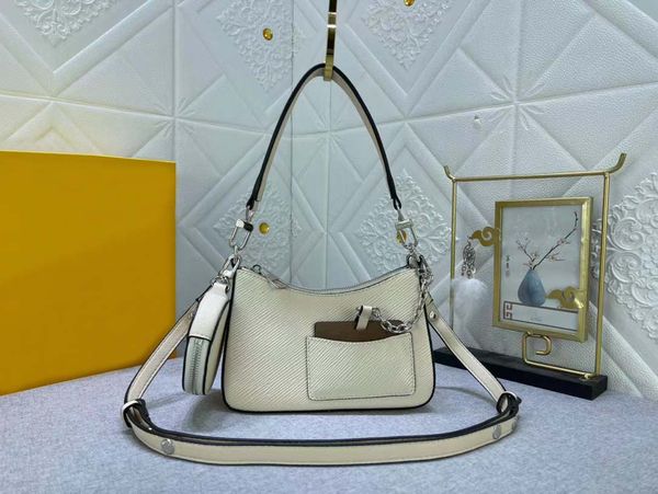 

quality leather bag with small decorative chain messenger bag can shoulder bag.