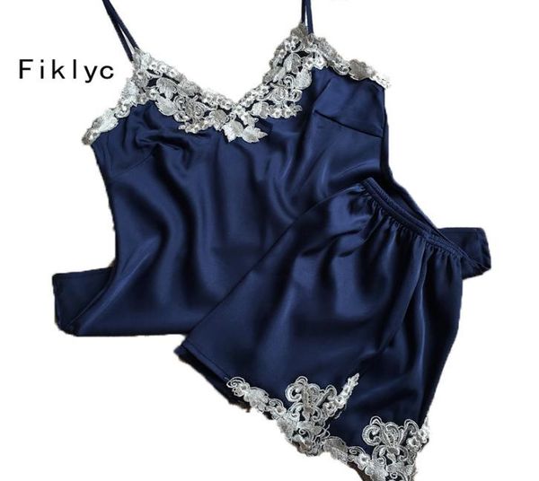 

fiklyc brand women039s lace satin pajamas sets fashion female vneck lingerie pijamas sets 2017 homewear pyjama y181022056189386, Red;black