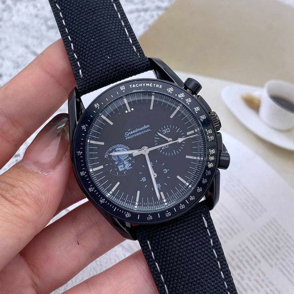 

designer elegant men wrist watch speedmaster watches nzkb quartz movement chronograph uhr montre omg luxe perfect gift with box, Slivery;golden