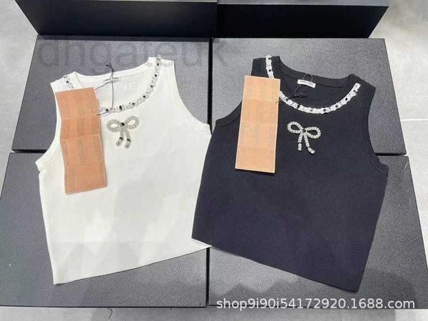 

women's knits & tees designer early autumn new niche design french light luxury style celebrity sweet knitted slim fit show temperament, White