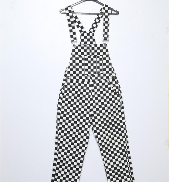 

black white plaid mosaic checkerboard lattice overalls women men harajuku loose bib pants new retro old school hip hop style y20095804284