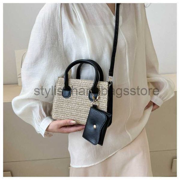 

beach grass woven fashionable minimalist temperament mother child 2023 summer fresh and foreign style texture one shoulder small square bast