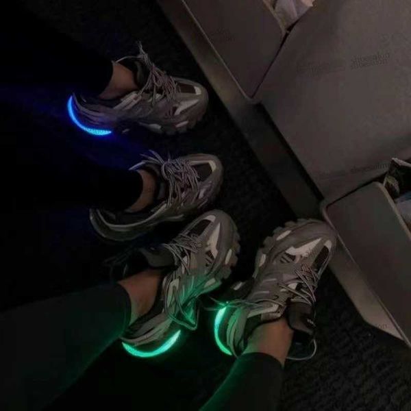 

track 3 3.0 led designer casual shoe luxury womens mens sneaker lighted gomma leather nylon printed platform sports men light trainers