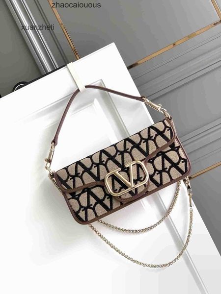 

saddle valentinoz bagpack women beach bags purse crossbody handbag designer bag wallet puff 2023 new chain han a69g