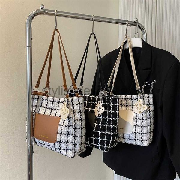 

shoulder bags 2023 autumn/winter fashion new women's tote bag fashion versatile trend foreign student large capacity one shoulder bagst