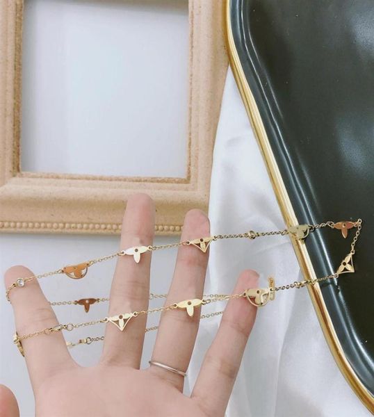 

fashion women 18k gold plated stainless steel necklace designer necklaces choker letter pendant chain crystal cubic zirconia weddi1505507, Silver