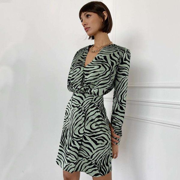 

style of contrast printed satin imitation silk long sleeved v neck short skirt womens autumn fashion dress, Black;gray