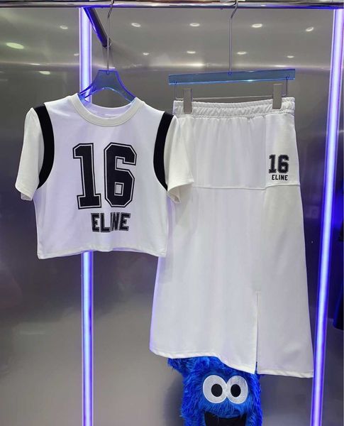 

letter 16 number printing casual set women's 23 spring/summer color matching short sleeve split half skirt two piece set, White